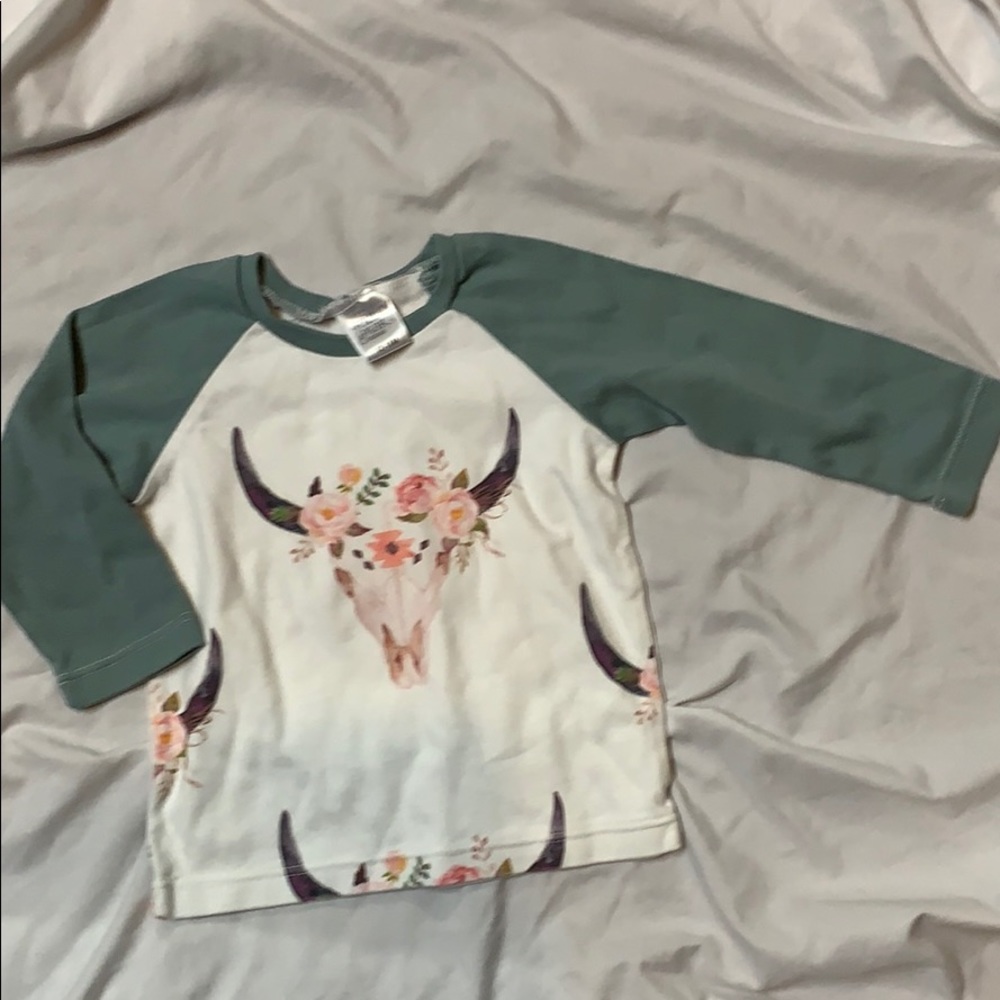 Long sleeved shirt